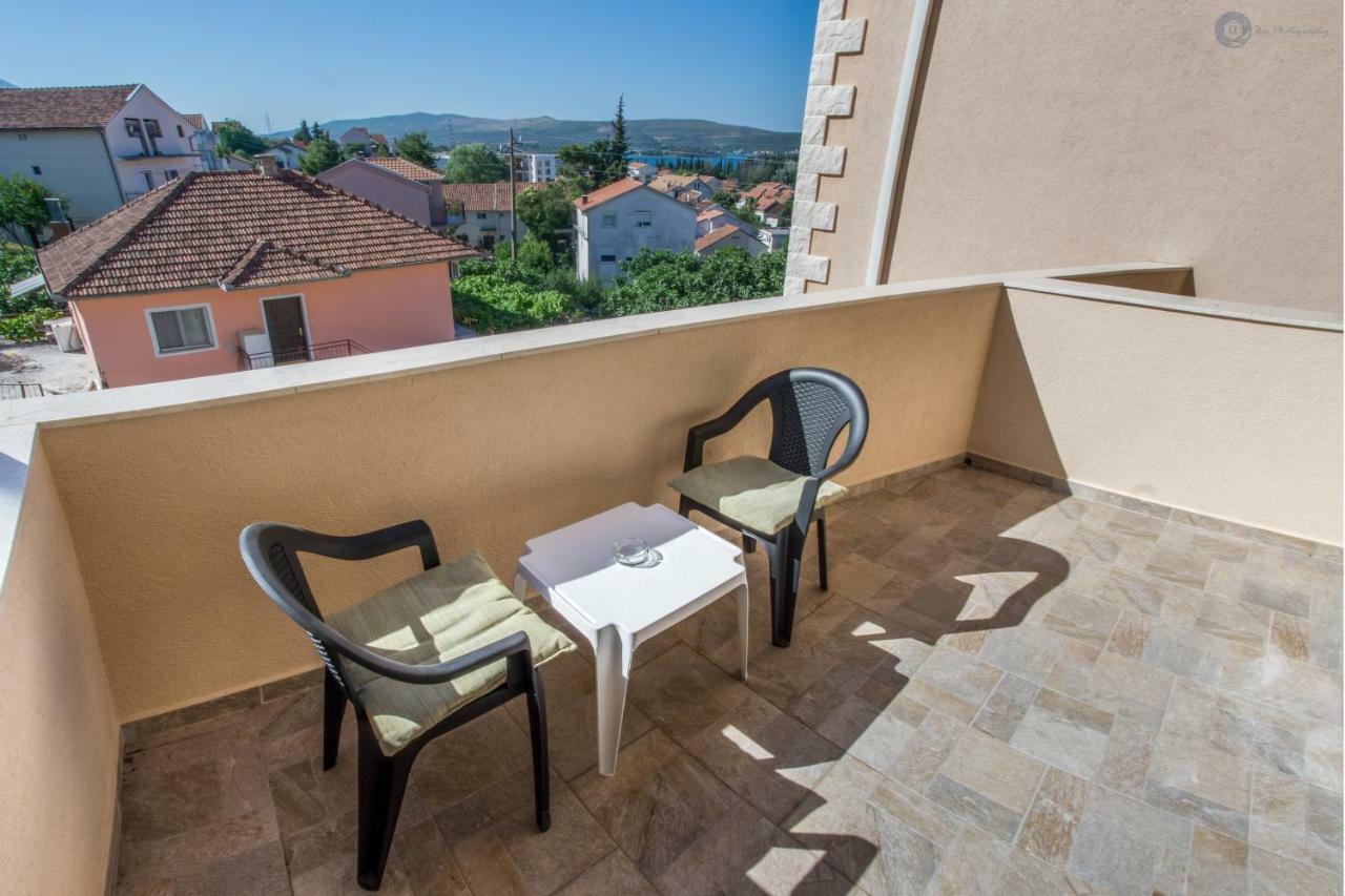 Apartmani Kankaras - Sea View Τίβατ Εξωτερικό φωτογραφία